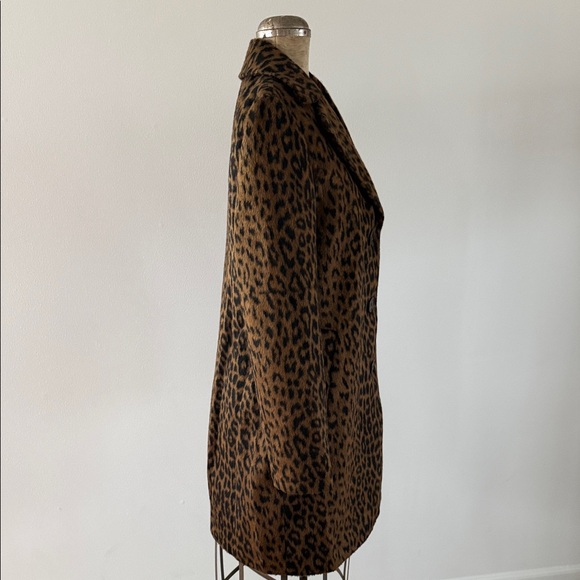 Tahari -Long Sleeve Notch Collar Button Down Dk Brown Leopard Print Long Coat - Picture 6 of 10